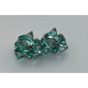 Sparkling Aqua Acrylic Stones Chunky Cluster Retro Silver Tone Stud Earrings